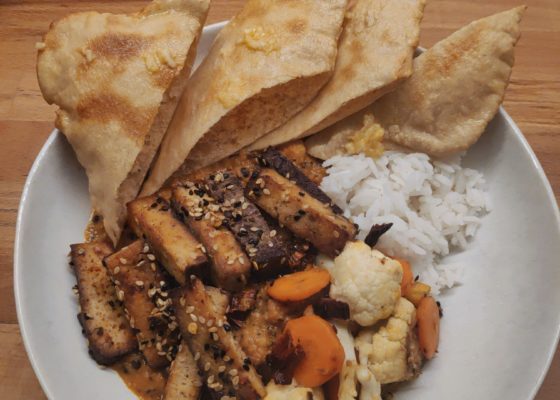 Naan aus Sauerteigresten